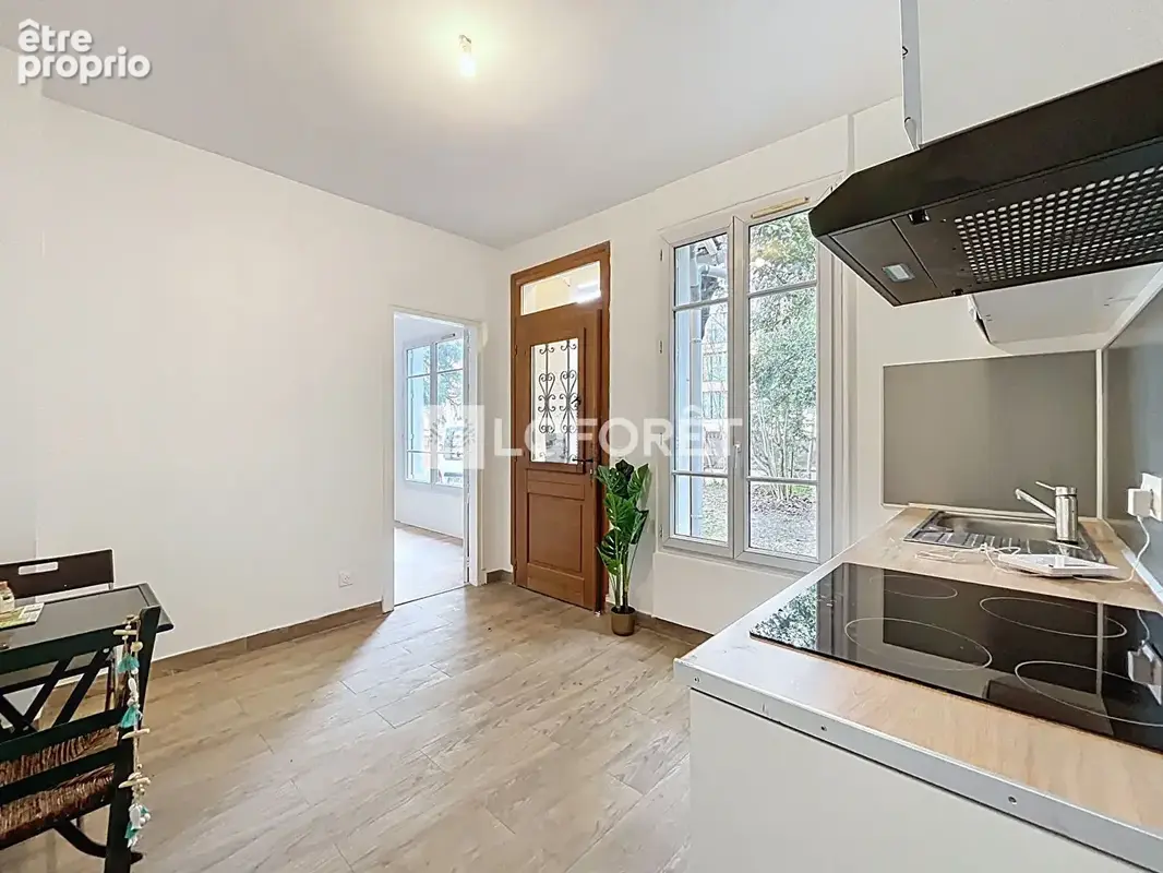 Maison rénovée avec accord de surélévation d'un étage. - photo 4