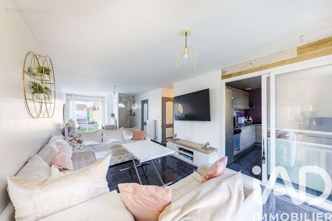 Maison 102 m² à Taverny  - photo 2