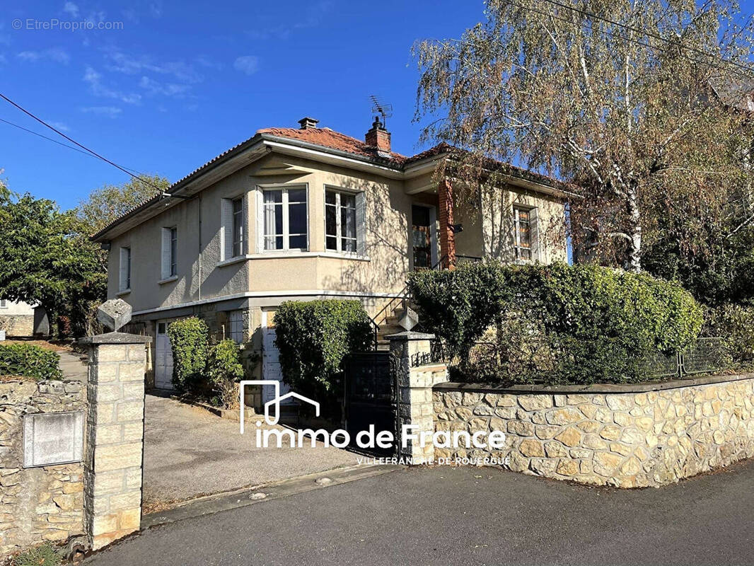 Maison à VILLEFRANCHE-DE-ROUERGUE