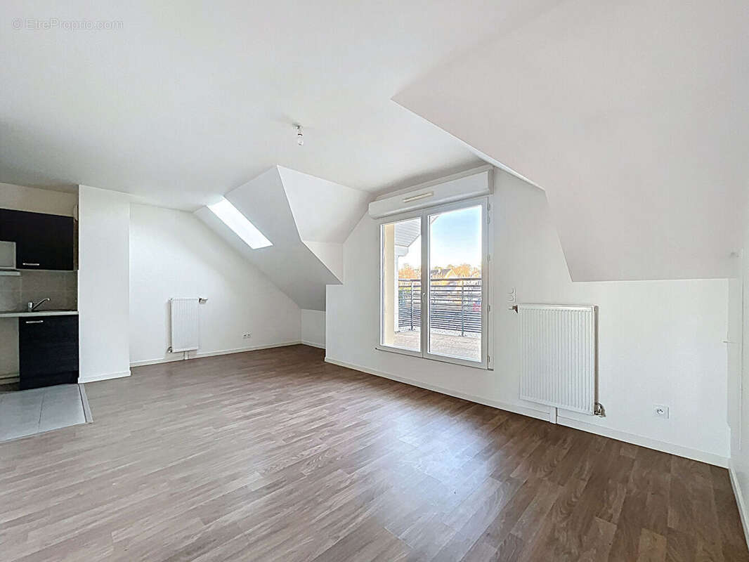 Appartement à MENNECY