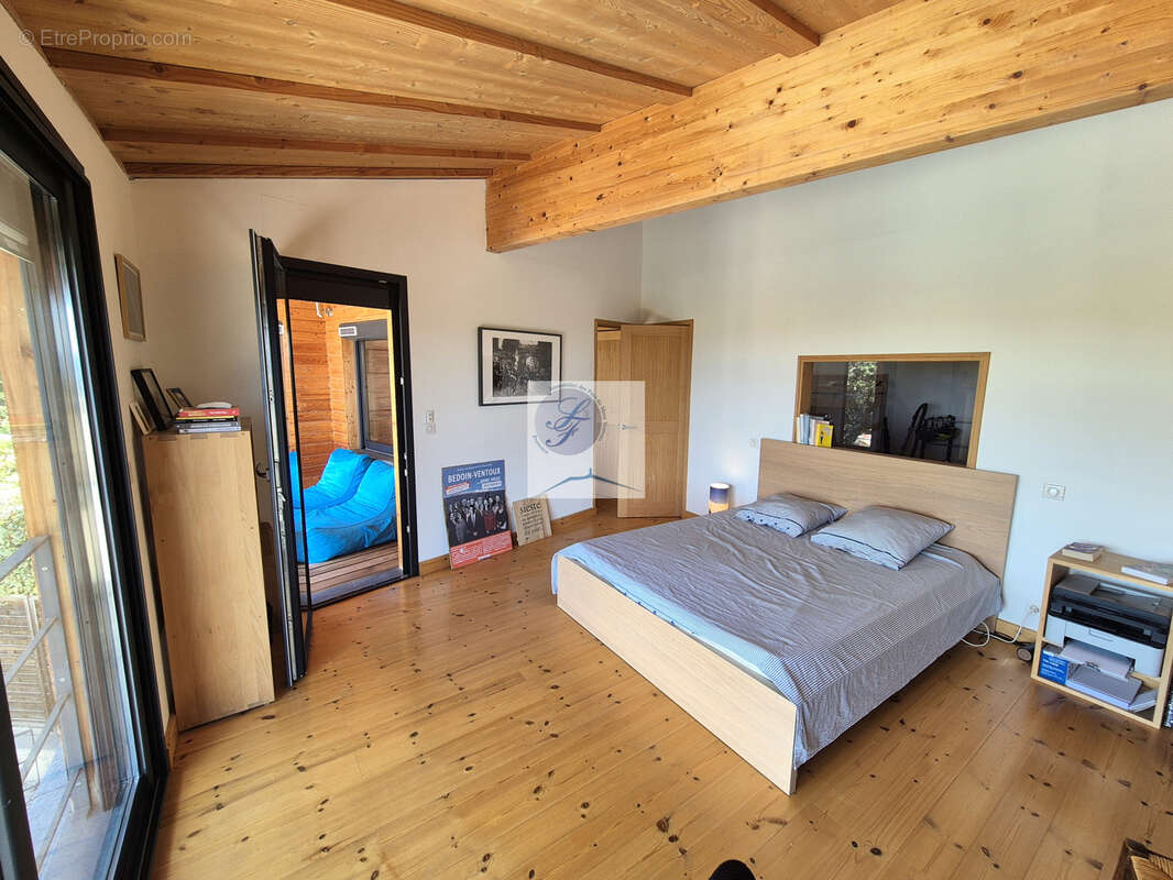 Bedoin, Mas 175m2 - 5 pièces -Terrain 3700m2, piscine - Vue exceptionnelle ! - photo 11