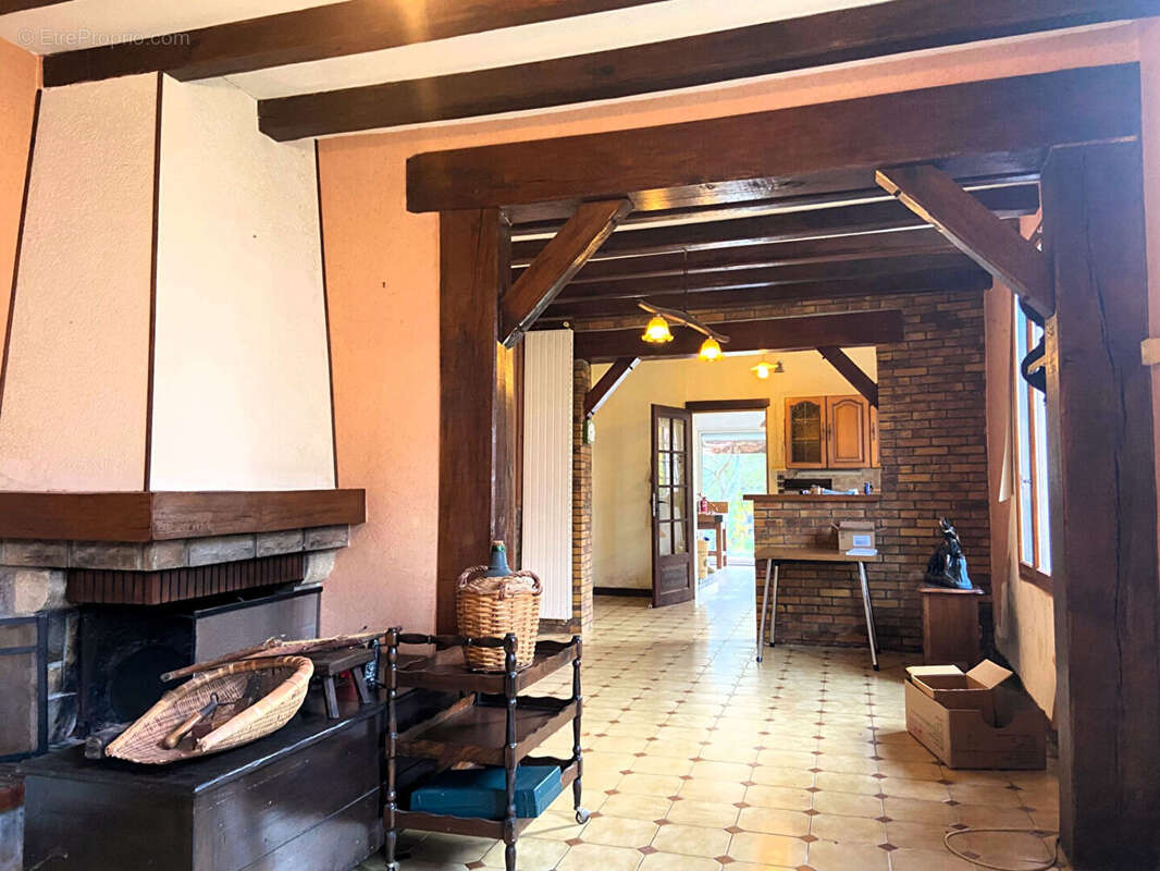 Maison à COURVILLE-SUR-EURE