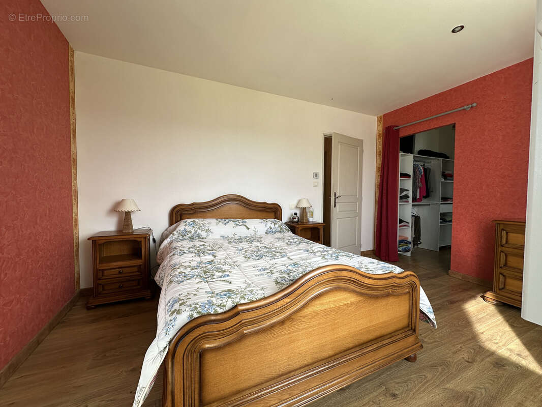 Maison à SAINT-AULAYE