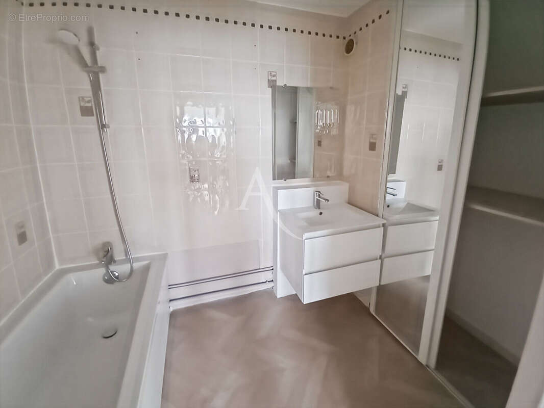 Appartement à LE PETIT-QUEVILLY