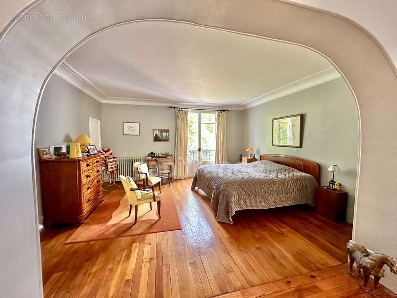 Maison à MAISONS-LAFFITTE