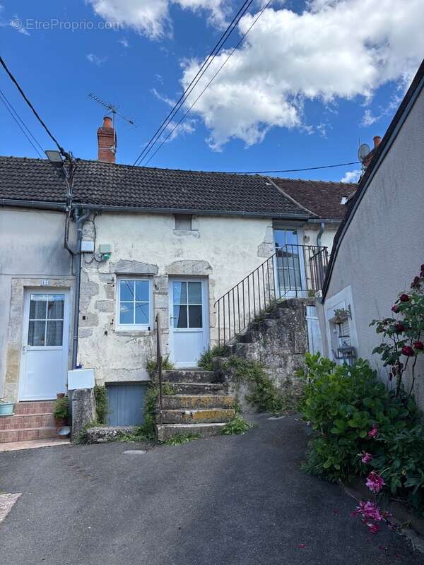 Maison à vendre 2 pièces LA CHARITE SUR LOIRE (58) - photo 10