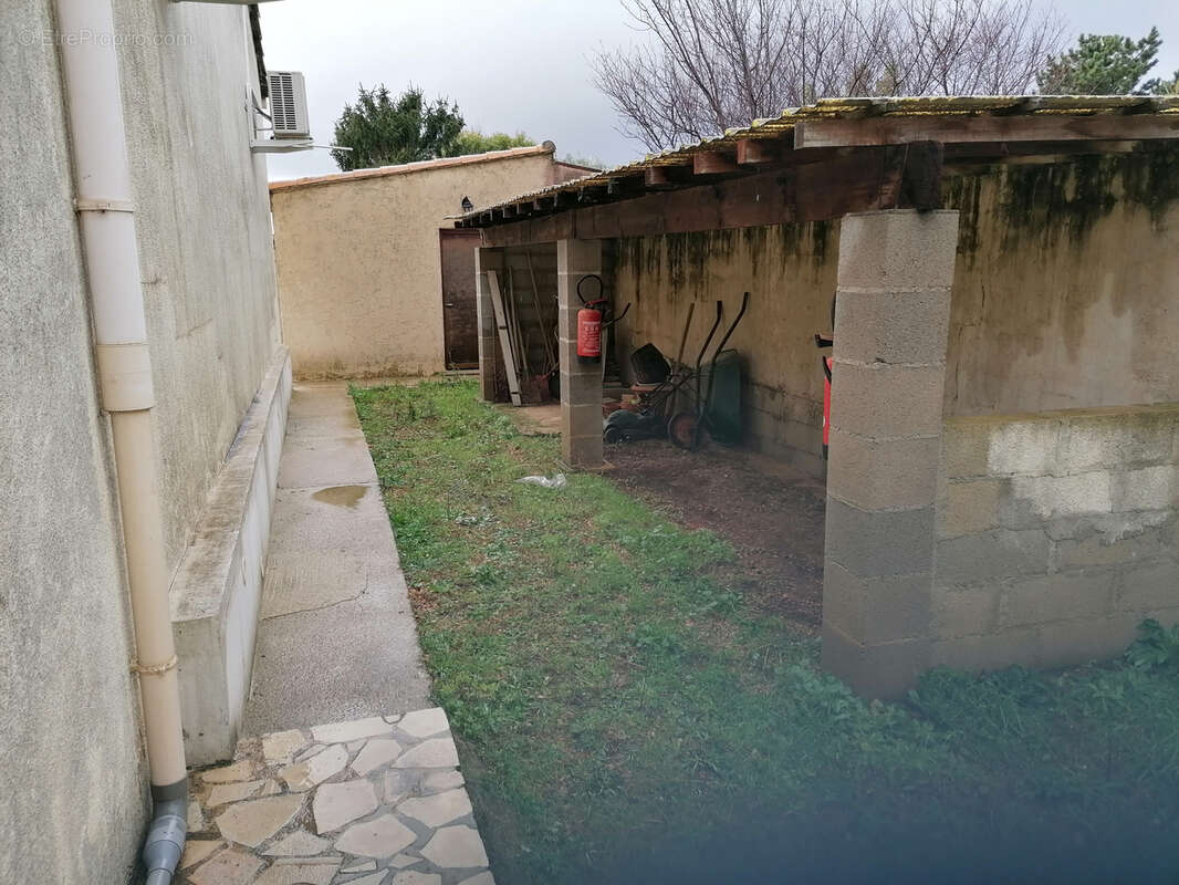Maison à SAINT-GILLES