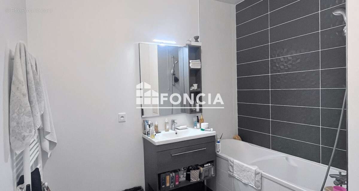 Appartement à ROSNY-SOUS-BOIS