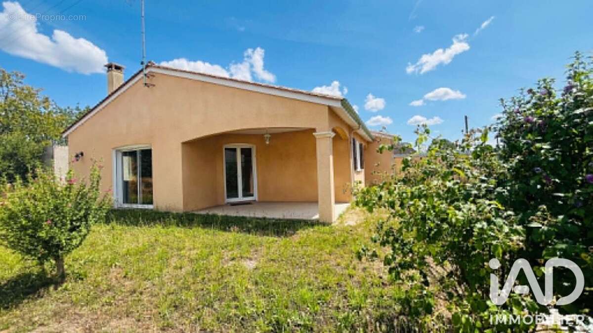 Photo 2 - Maison à MONTPON-MENESTEROL