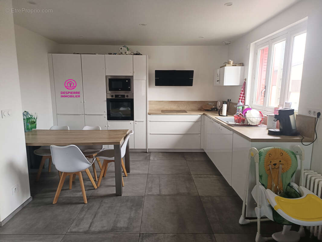 Maison à ROUSSILLON