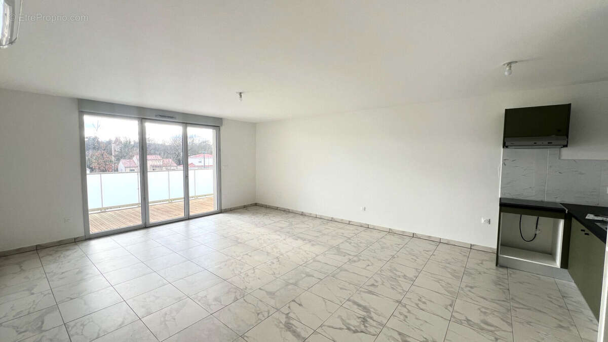 Appartement à AUZEVILLE-TOLOSANE