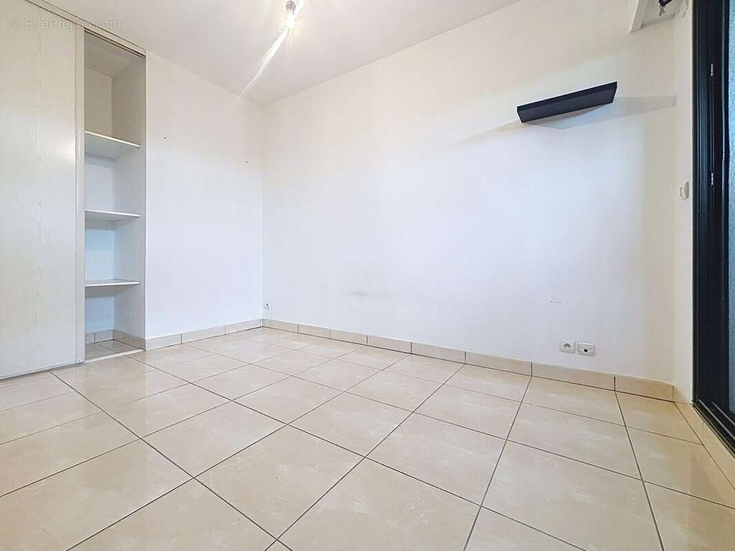 Appartement 29 m² à Villeneuve-Loubet  - photo 7