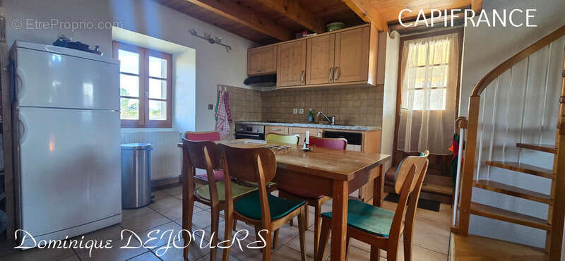 Ardèche, ensemble charmant de 2 maisons en pierres, avec terrasses, caves voutées et terrains attenants - photo 17