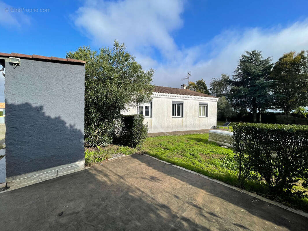 Maison à FONTENAY-LE-COMTE