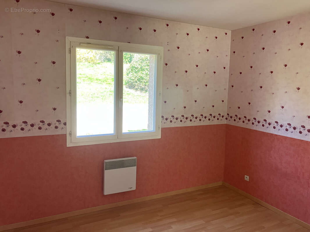 Maison à CHATILLON-LA-PALUD