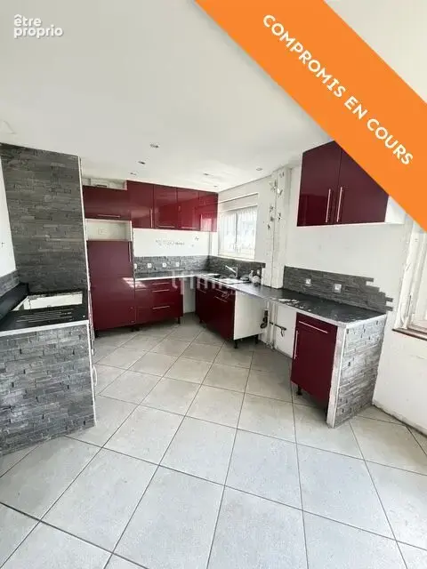 Sous Compromis : Maison ind. avec grand terrain, proche de Morha - photo 7