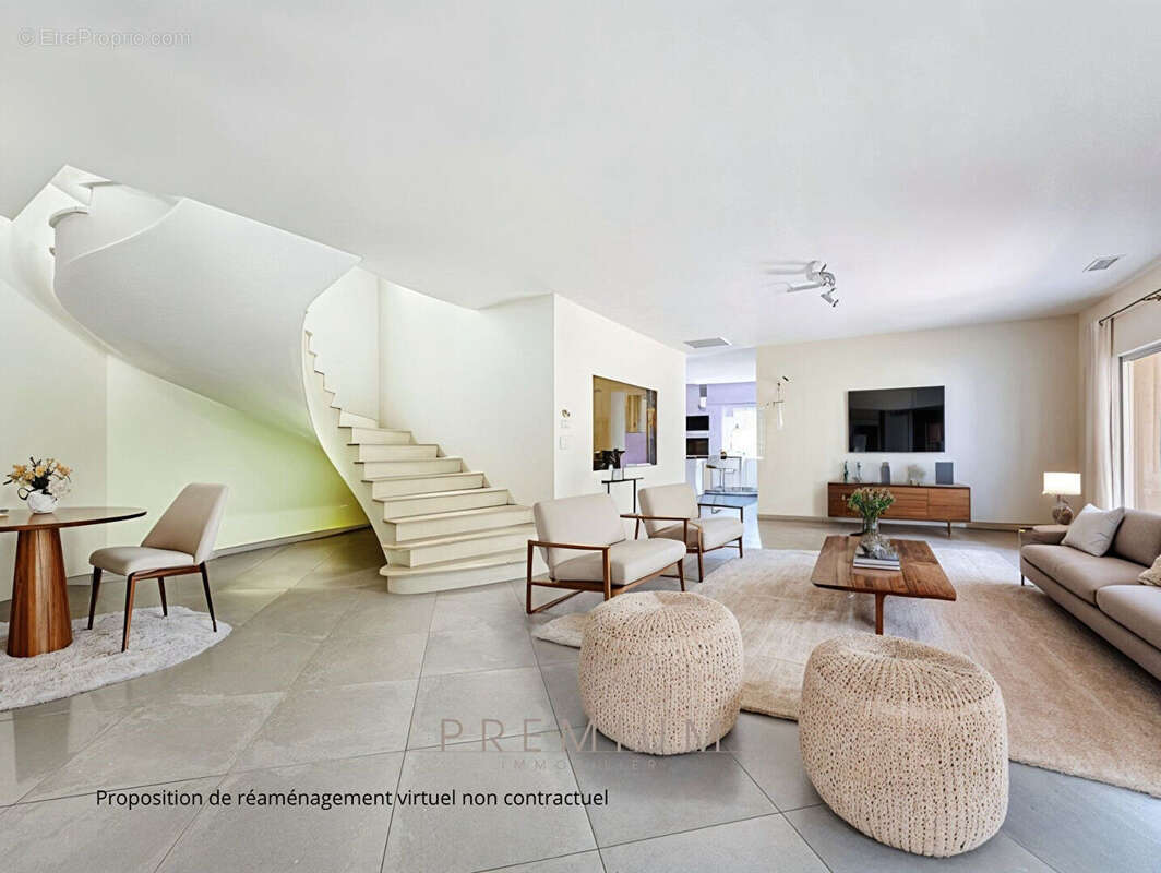 Maison à SAINT-MATHIEU-DE-TREVIERS