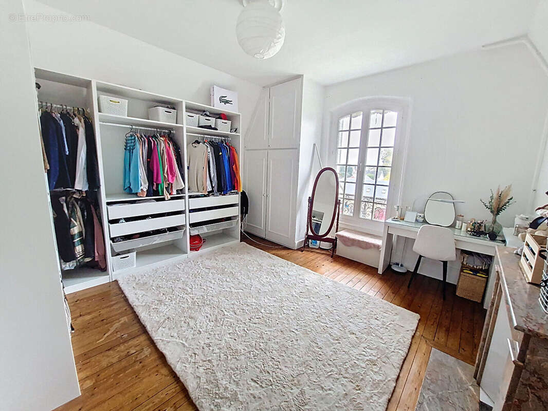 Appartement à ETREPAGNY