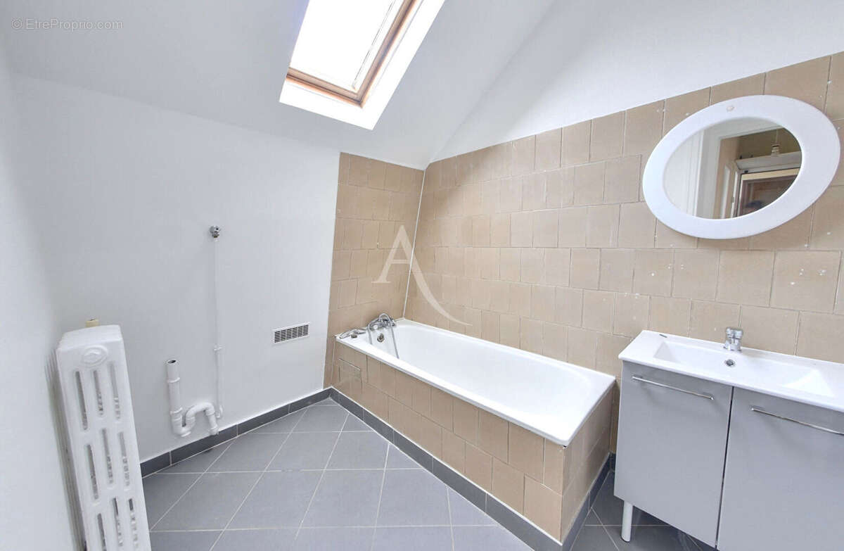 Appartement à LE PERREUX-SUR-MARNE