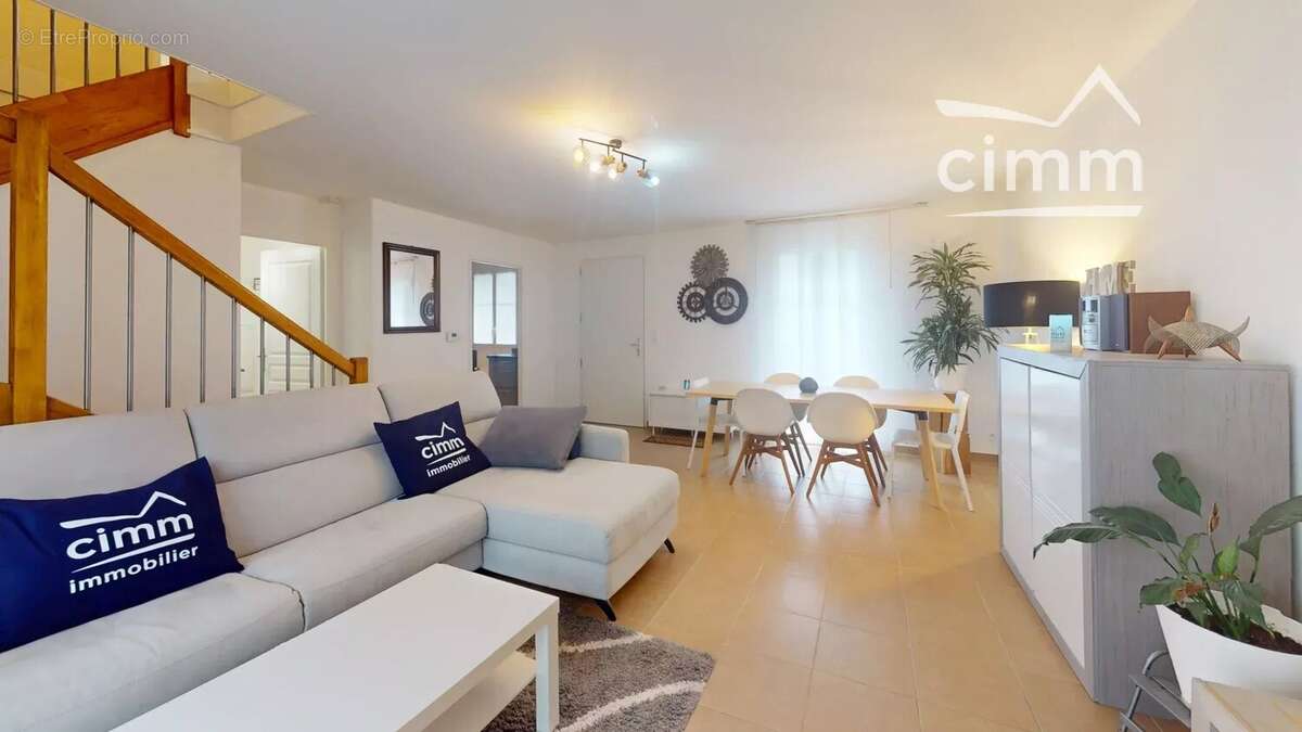 Maison à SAINT-CYR-EN-VAL