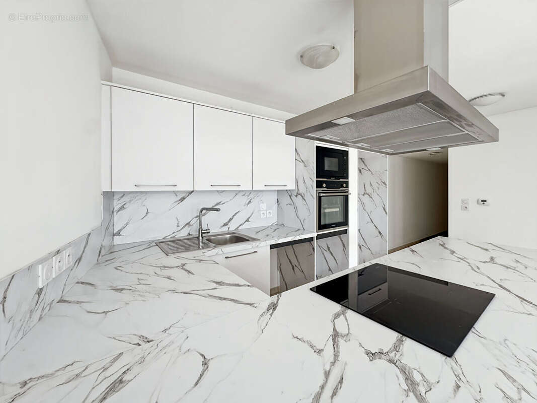 Appartement à MARSEILLE-9E