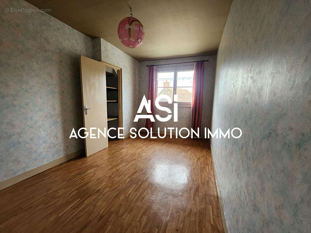 Maison à SAINT-AUBIN-DE-LOCQUENAY