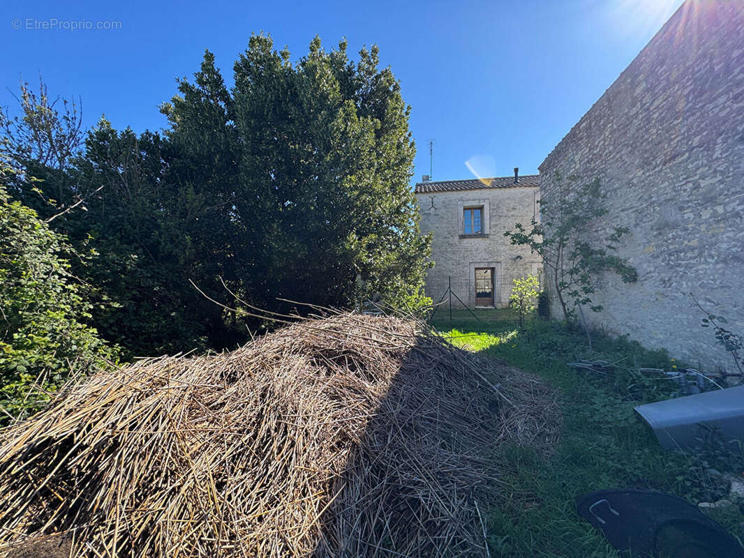 Maison à SAINT-HILAIRE-LA-PALUD