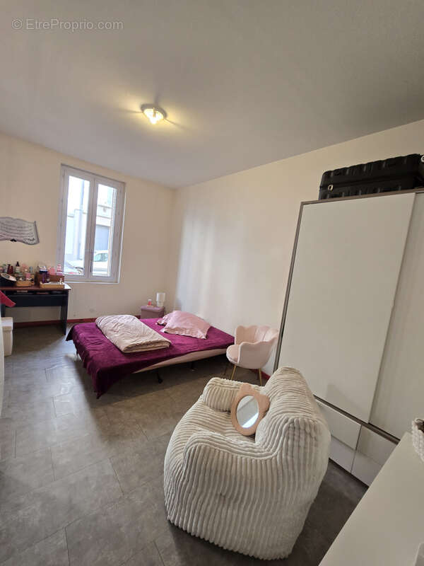 Appartement à LYON-8E