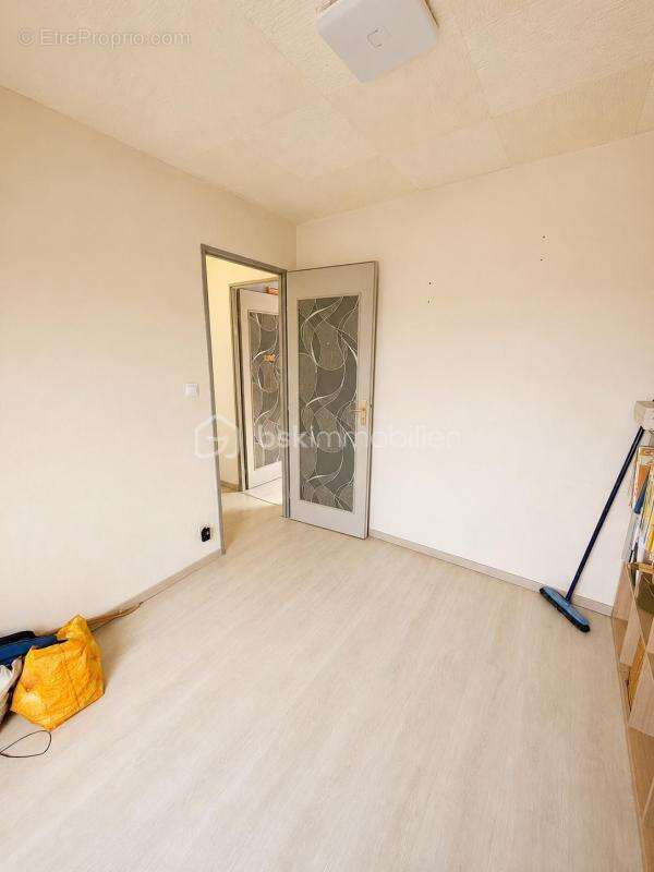 Maison familiale 98 m² avec garage, chalet et jardin de 777 m² — Chaumont-en-Vexin - photo 12