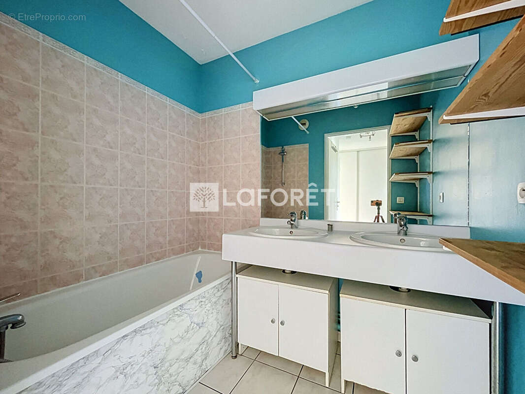 Appartement à LIMEIL-BREVANNES