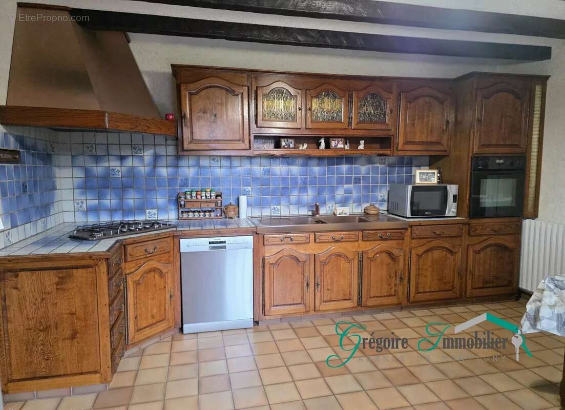 Maison à LA GENEVRAYE