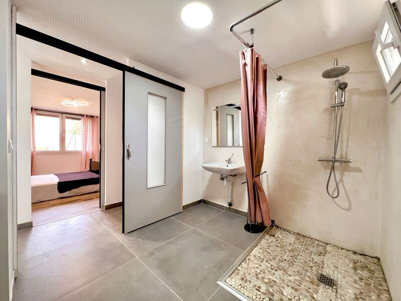Maison rénovée 114 m² - Logement PMR indépendant - Garage 26 m² - DPE B - photo 12
