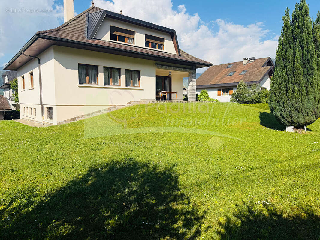 Maison à SCIONZIER