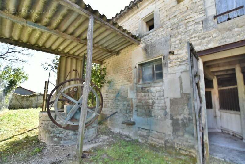 Maison à vendre 3 pièces proche de JARNAC (16) - photo 6