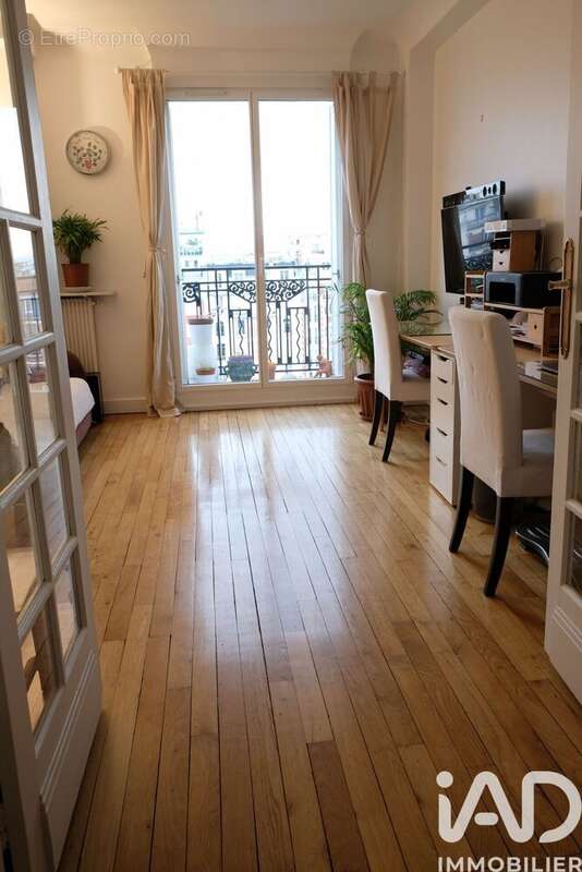 Photo 5 - Appartement à PARIS-15E