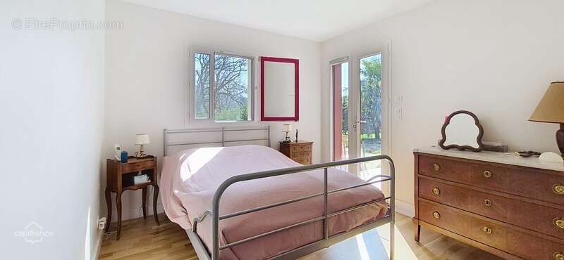 Maison à vendre 7 pièces CHAVANNES SUR SURAN (01) - photo 10