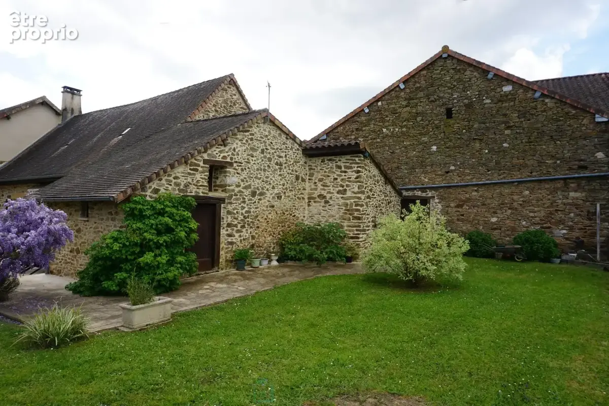 Charmant corps de ferme situé au coeur du paisible et pittoresque paysage du Périgord Vert. - photo 5