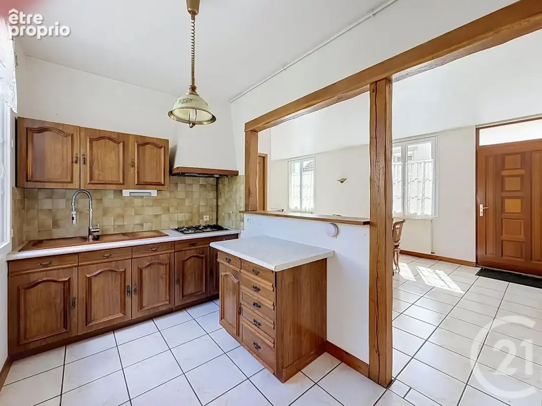 Maison 5 pièces 118 m² à vendre à Chartres (28000) - photo 3