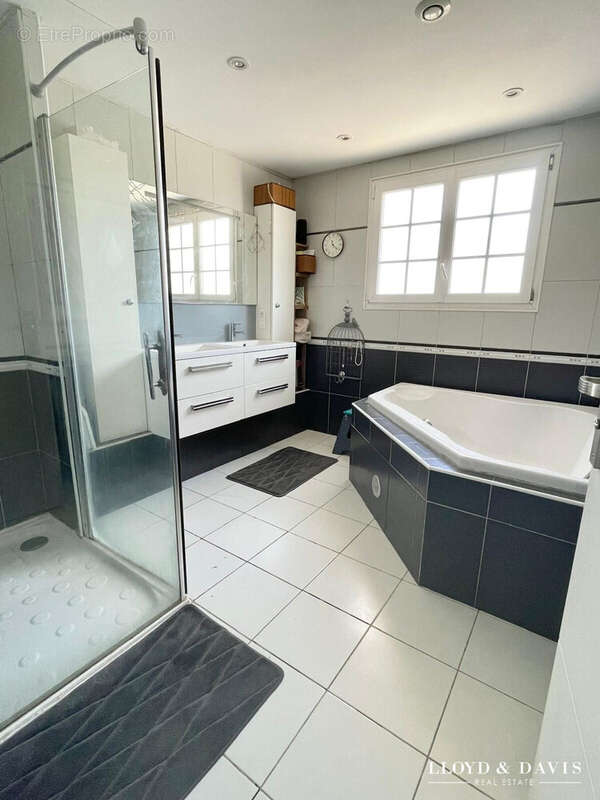 Maison 156 m² à Biaudos  - photo 7