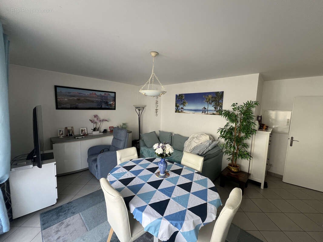 Appartement à PONTAULT-COMBAULT