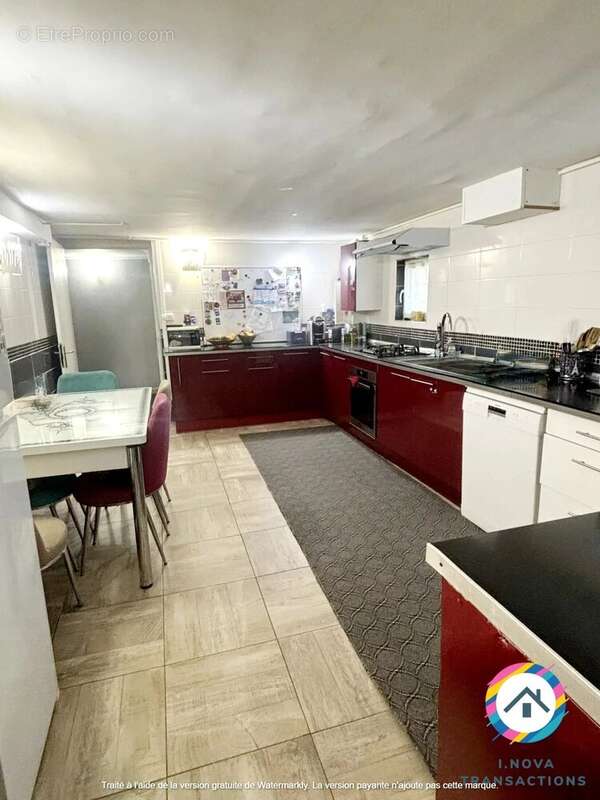 Maison à JASSANS-RIOTTIER