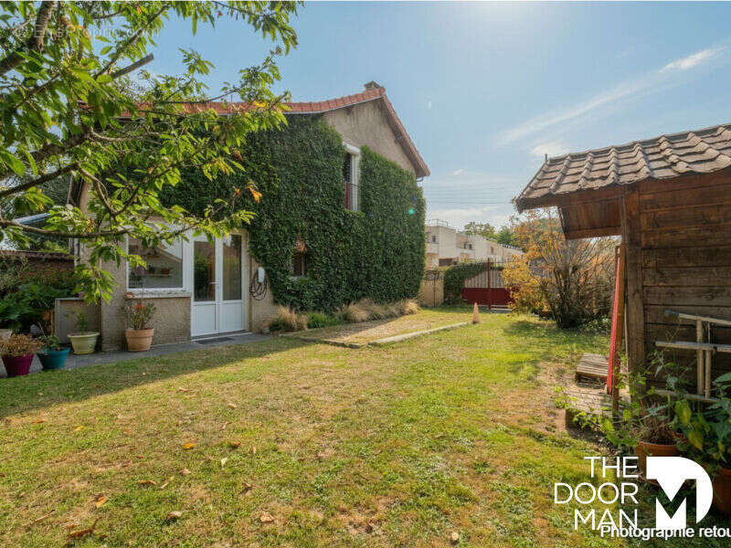 Maison à LE PERRAY-EN-YVELINES