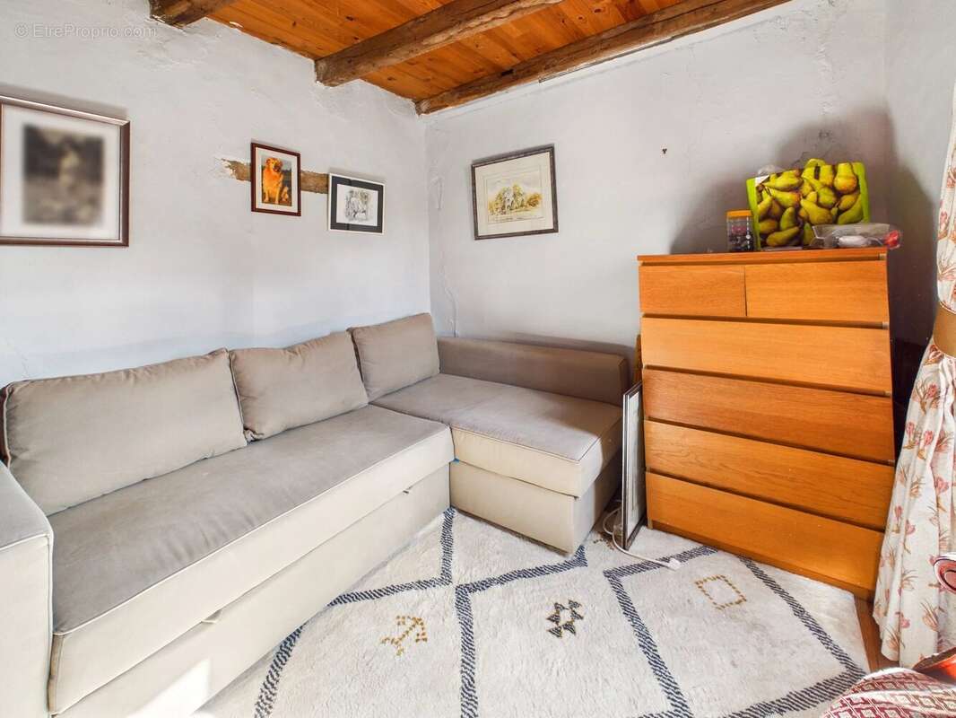 Maison à LA TOUR-BLANCHE