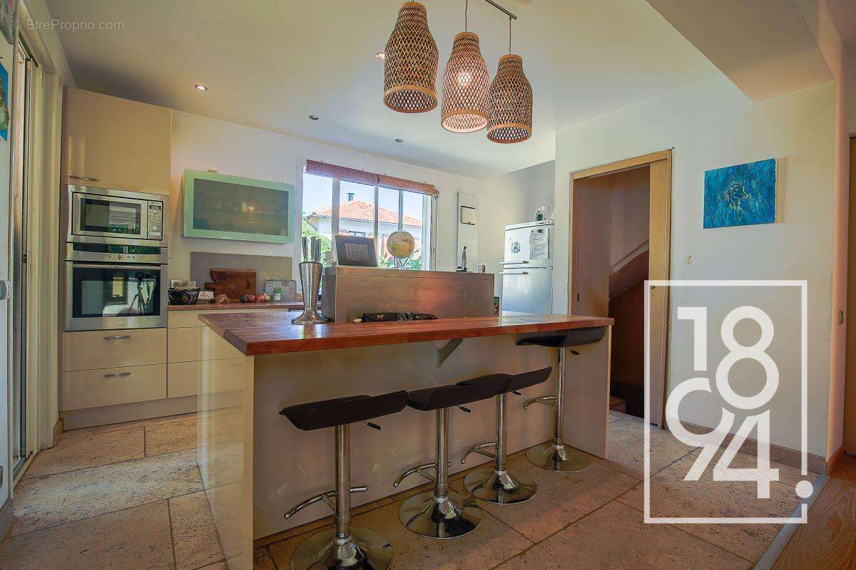 Maison à MARSEILLE-9E