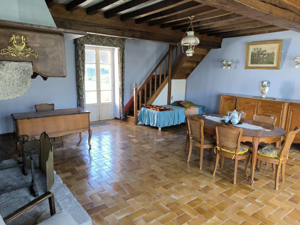 Maison à CHAUMARD