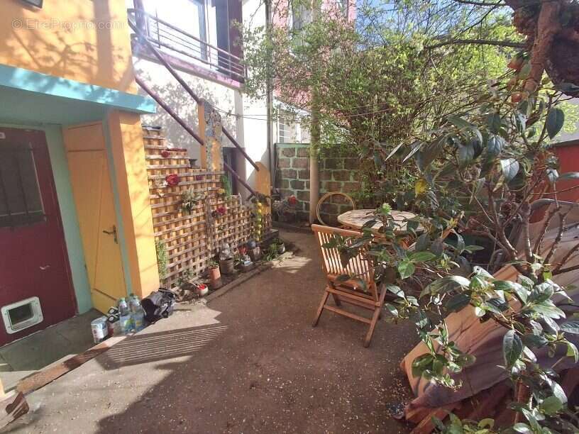 Appartement à FONTENAY-SOUS-BOIS