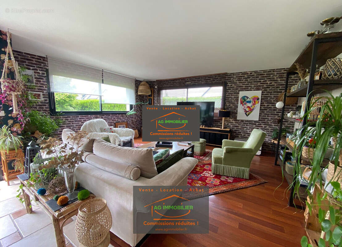 Maison à MONTAUBAN-DE-BRETAGNE