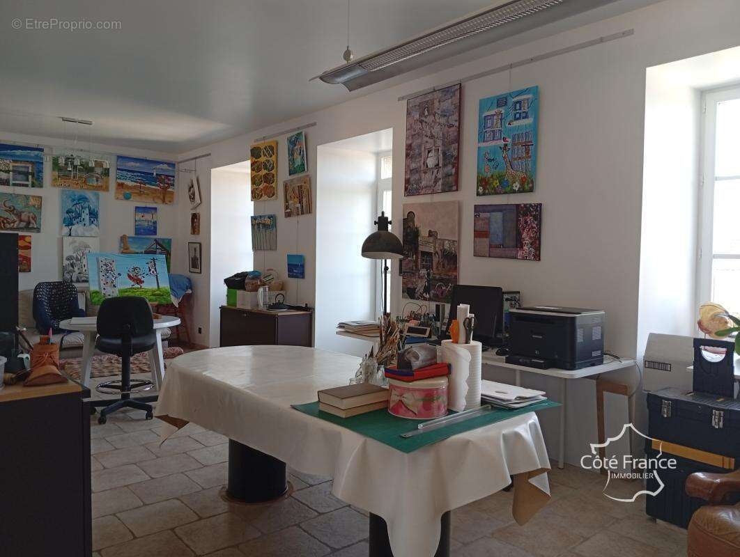 Château du XVIIe siècle avec maison d'amis, salle d'armes, t - photo 30