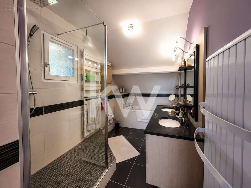Maison 143 m² à Saint-Denis-En-Val  - photo 8