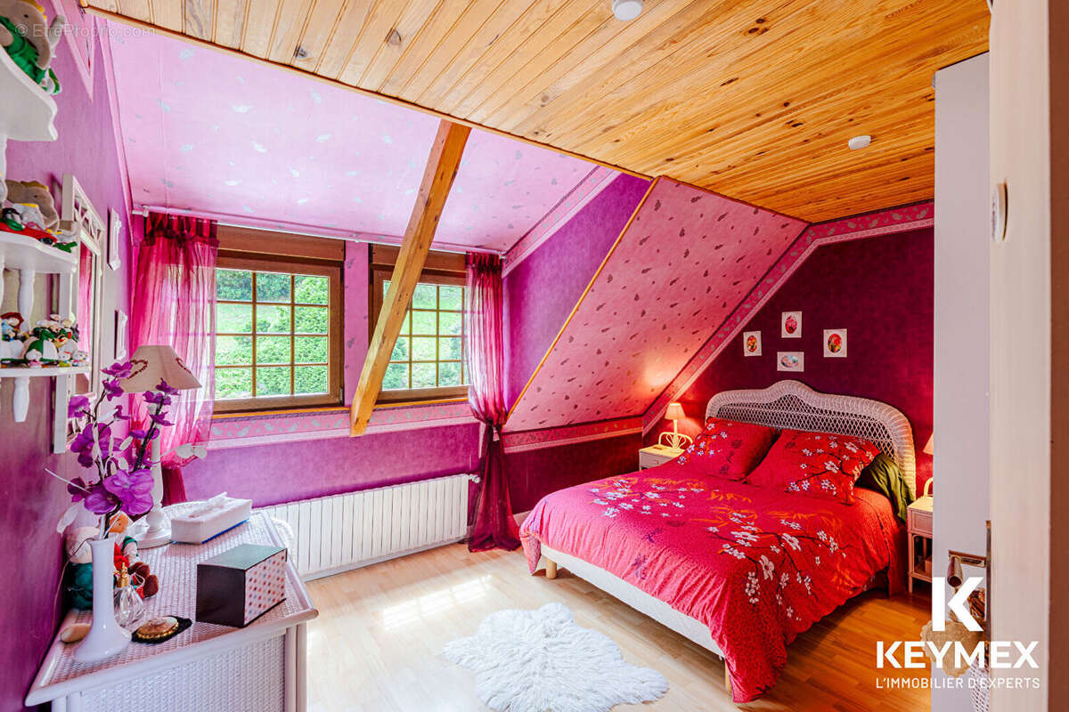 A 10 mn de Pontoise ,maison 7 pièces ,3 chambres,véranda panoramique ,sous sol total, spa ,terrain 2347 M² - photo 14